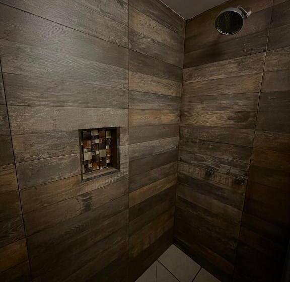 スタンダード4人部屋, Los Valles