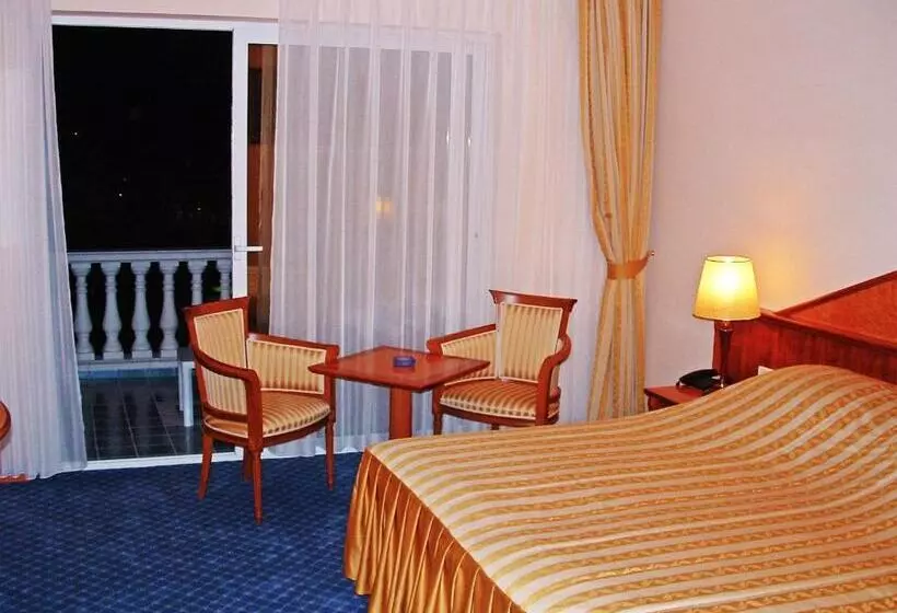 اتاق سوپریور با بالکن, Marina Frapa Resort Rogoznica