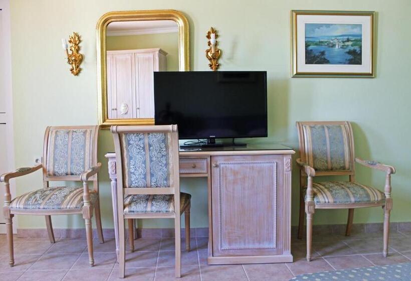 Comfort suite with balcony, Marina Frapa Resort Rogoznica