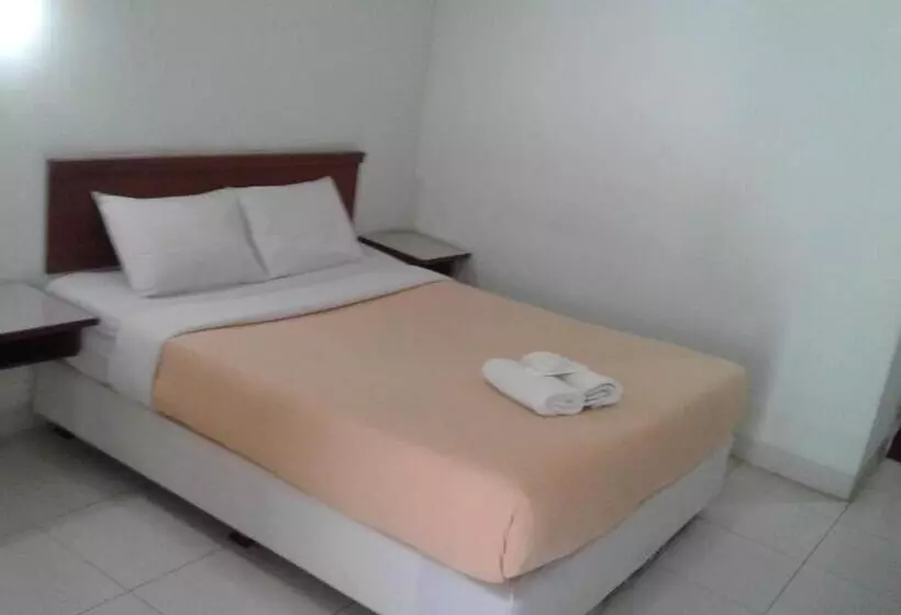 スタンダードルーム, Pandu Lakeside Hotel Parapat