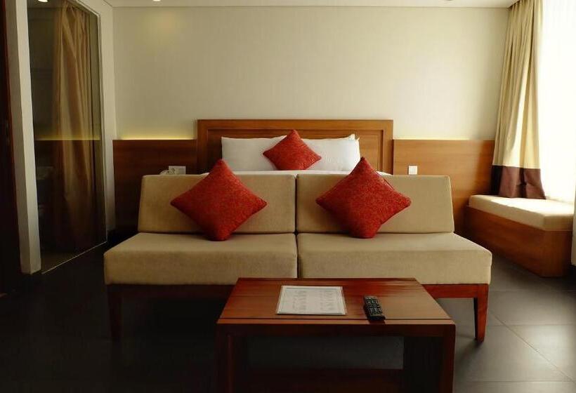 バルコニー付きジュニアスイート, Paragon Hotel Seminyak