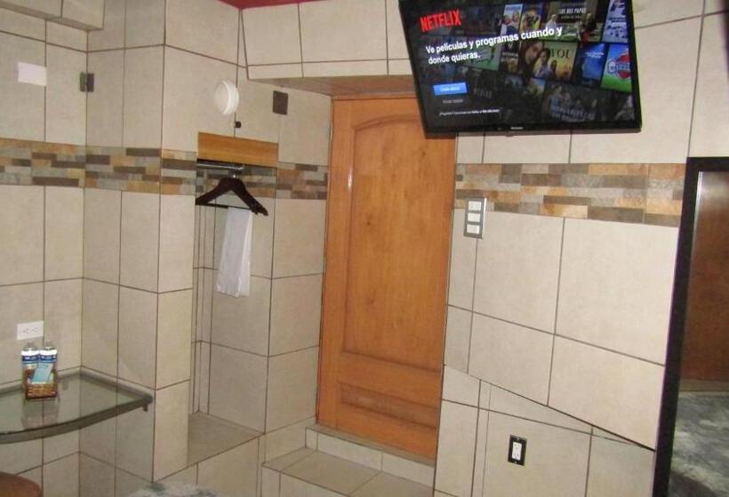 غرفة ديلوكس, 1973