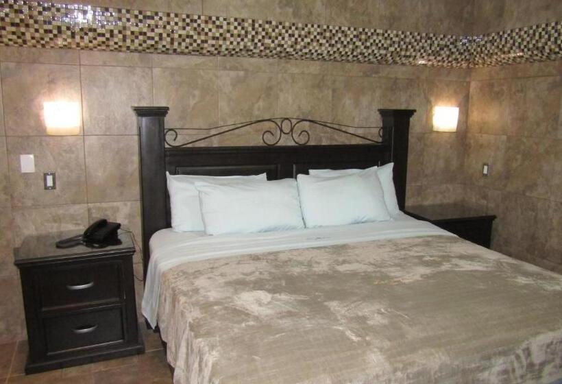 جناح ديلوكس سرير كينج, 1973