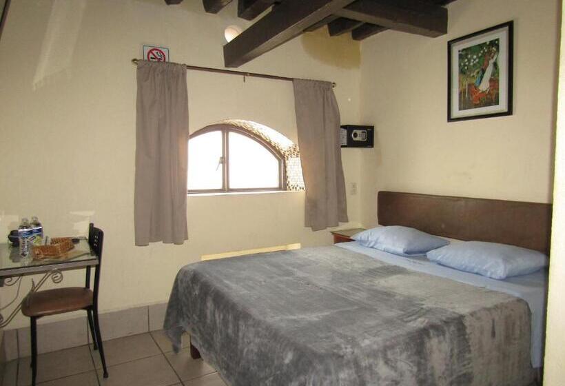 غرفة ديلوكس, 1973