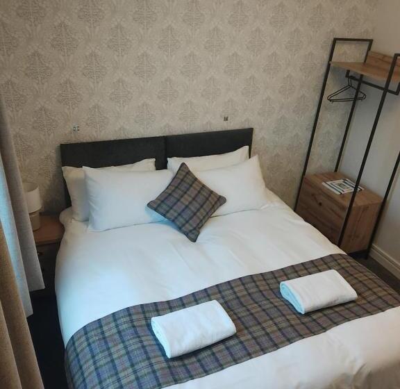 اتاق استاندارد, The Avenue