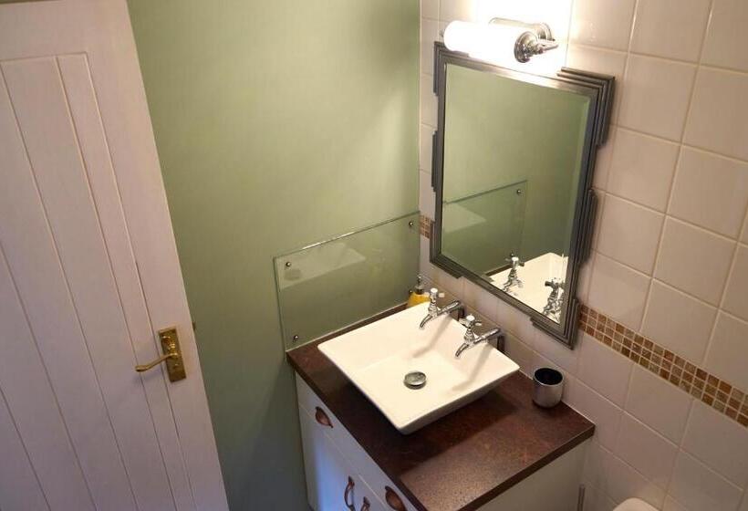 标准间, The Coachmakers Arms