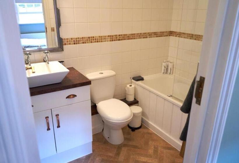 غرفة قياسية, The Coachmakers Arms