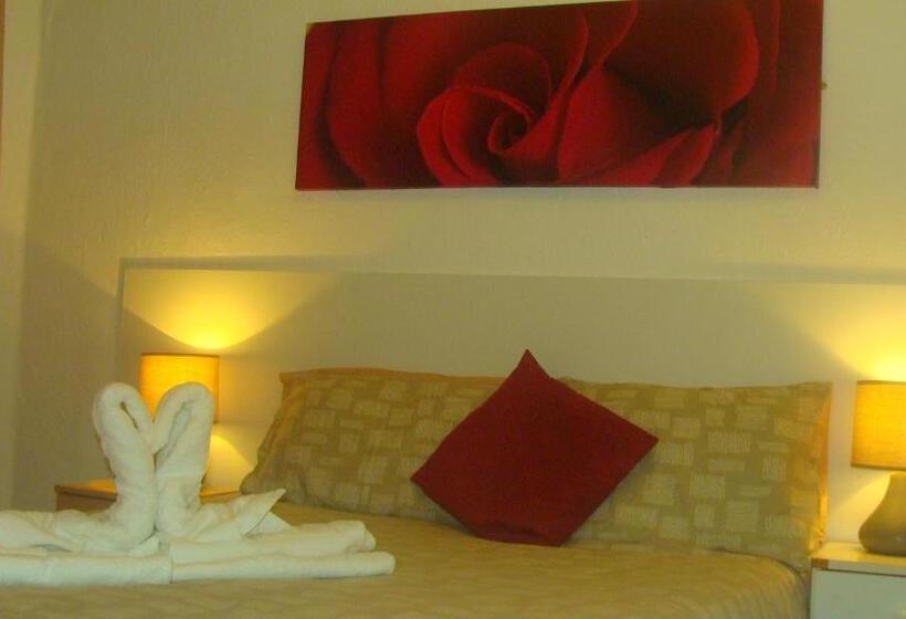 Номер Стандартный с Видом, Wilsons Hotel   Blackpool Tower View