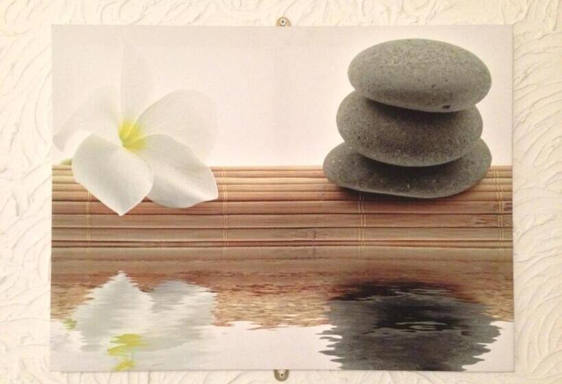 Номер Basic, Wilsons Hotel   Blackpool Tower View