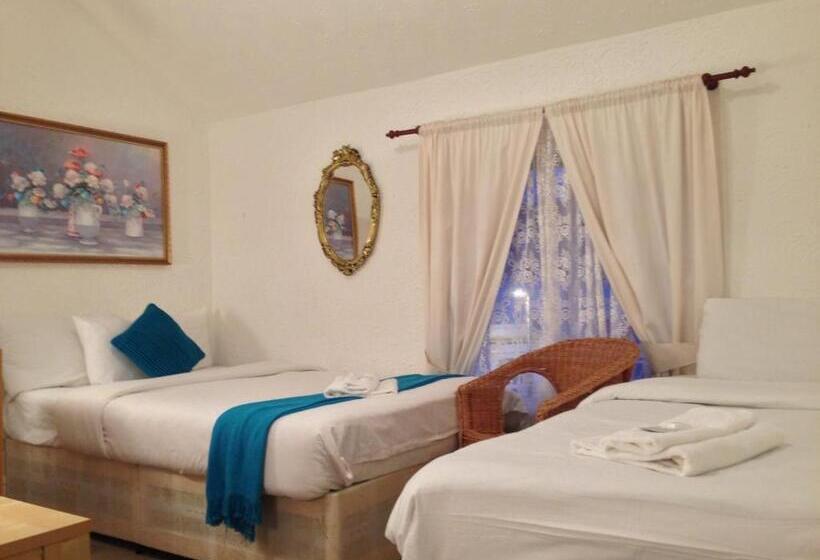 Трехместный Номер Стандарт с Видом, Wilsons Hotel   Blackpool Tower View