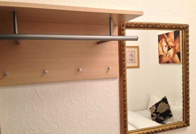 Номер Стандарт Совместная Ванная, Wilsons Hotel   Blackpool Tower View