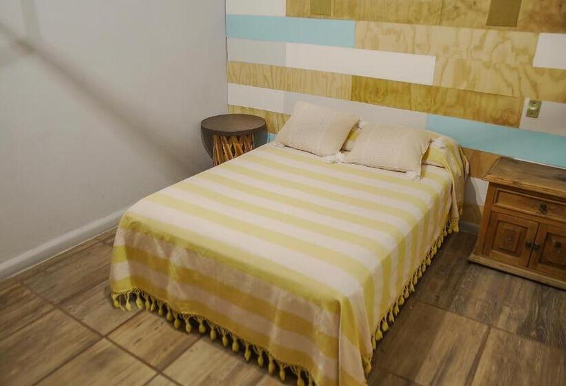 غرفة قياسية, Media Luna