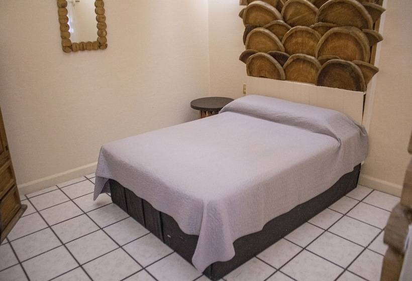 غرفة قياسية, Media Luna