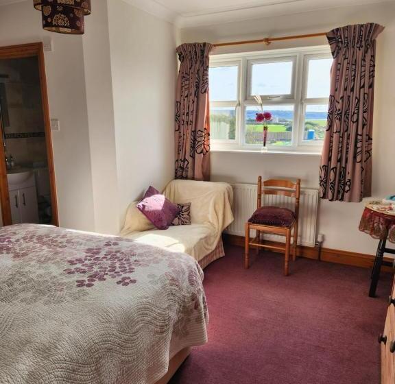 Номер Superior, Swallows Rest