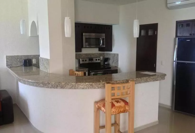 استودیوی استاندارد, Bogavante