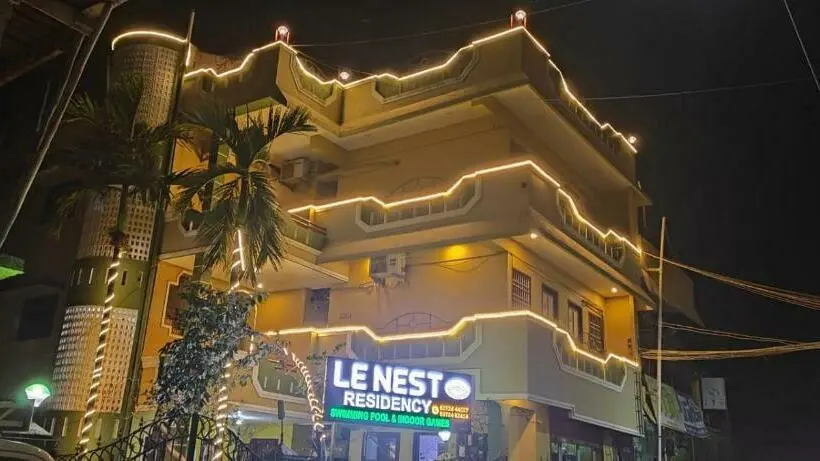 スーペリアーバンガロー, Eagle Nest Stay