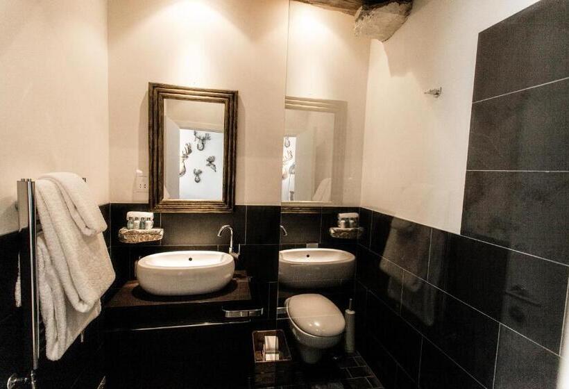 침실 2개 주택, Anran At Tidwell Farm