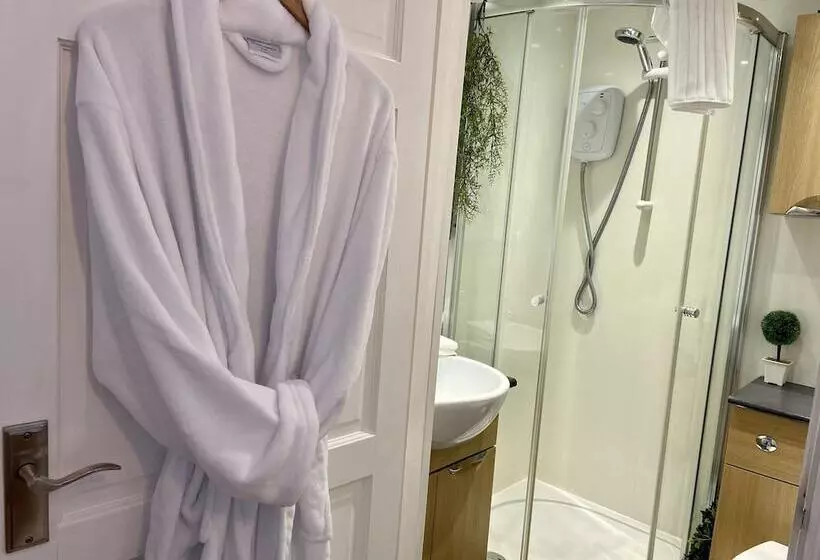 スタンダードトリプルルーム, Cartref Guest House