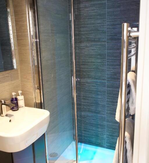 基本间, Cartref Guest House