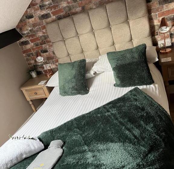 基本间, Cartref Guest House