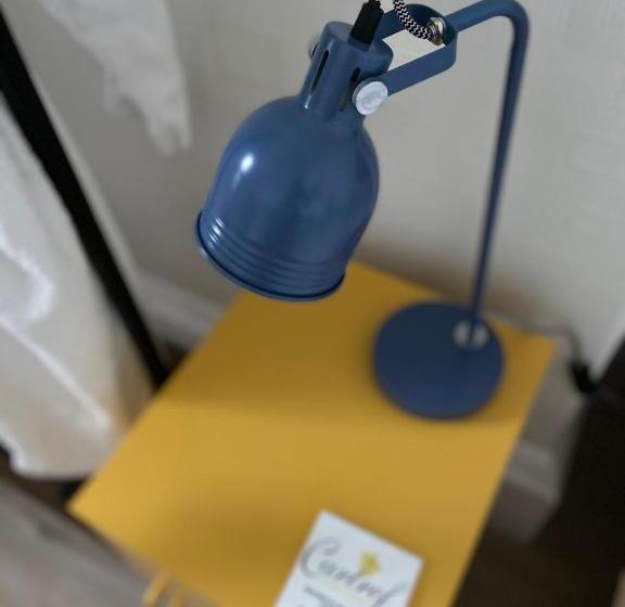 标准三人间, Cartref Guest House