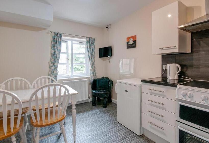 شقة ديلوكس غرفة واحدة, Heywood Hall