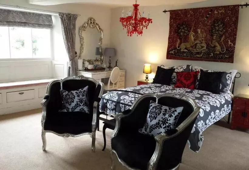 キングサイズベッドのスタンダードルーム, Longbridge House