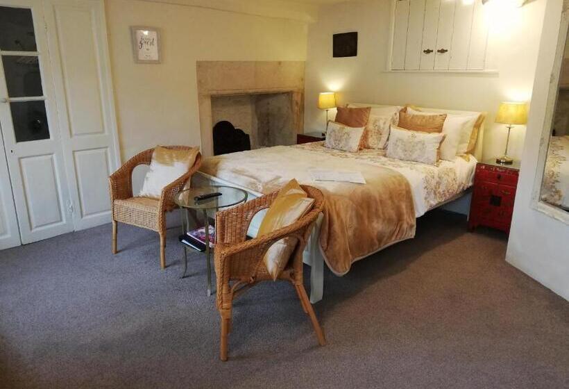 غرفة قياسية سرير كينج, Longbridge House