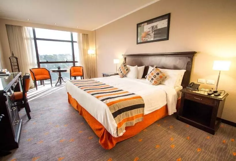 اتاق استاندارد با تخت بزرگ, Carnaval Hotel Casino