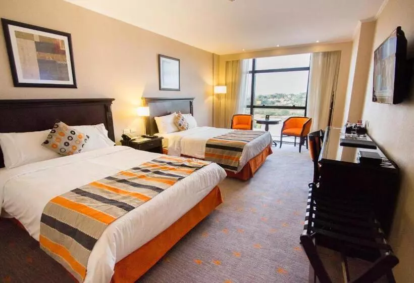 اتاق سوپریور, Carnaval Hotel Casino