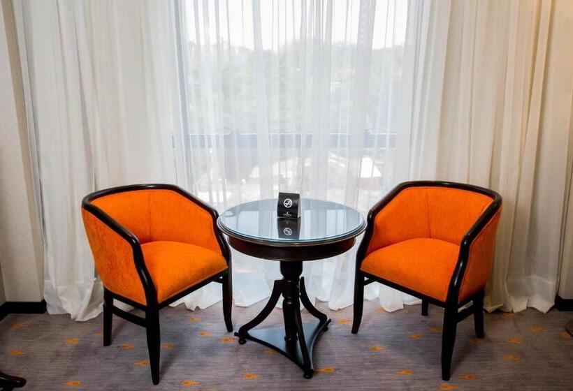 اتاق استاندارد, Carnaval Hotel Casino