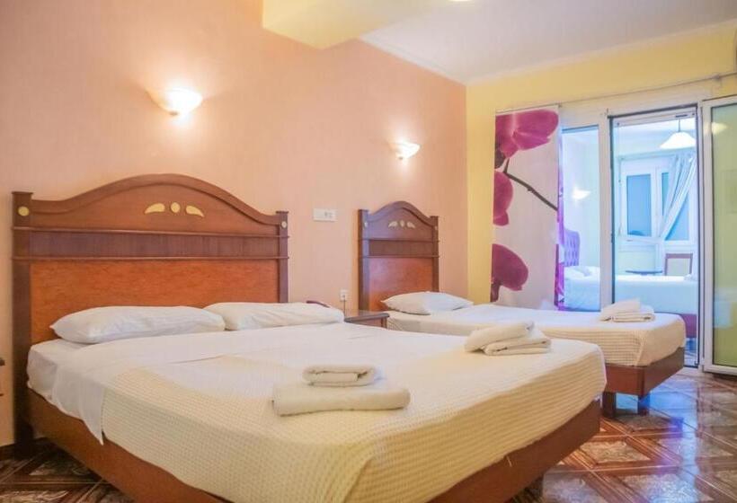 Семейный Номер, Astoria