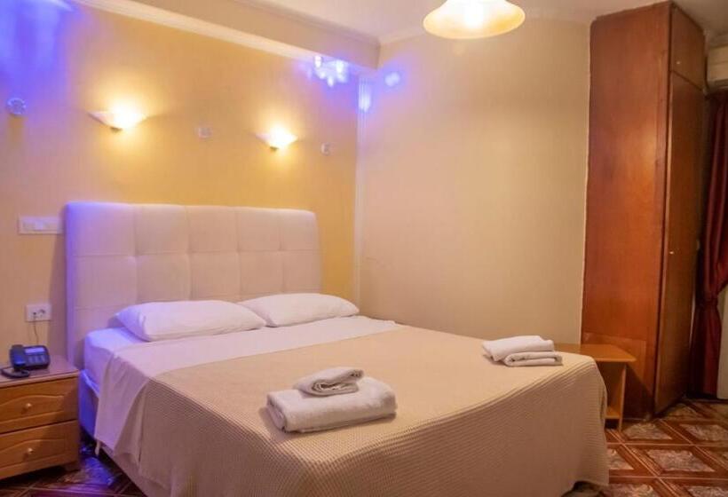 Номер Basic, Astoria