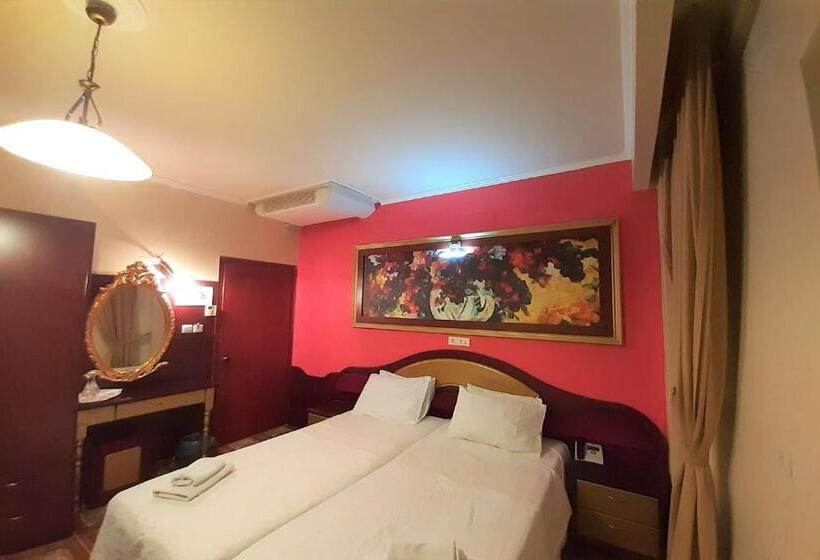 Семейный Номер, Astoria