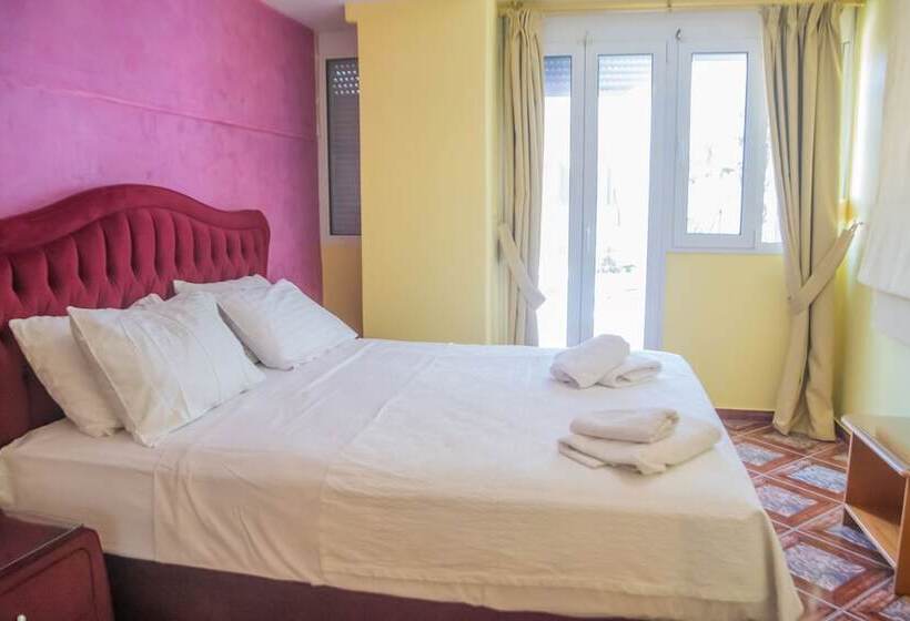 Семейный Номер, Astoria