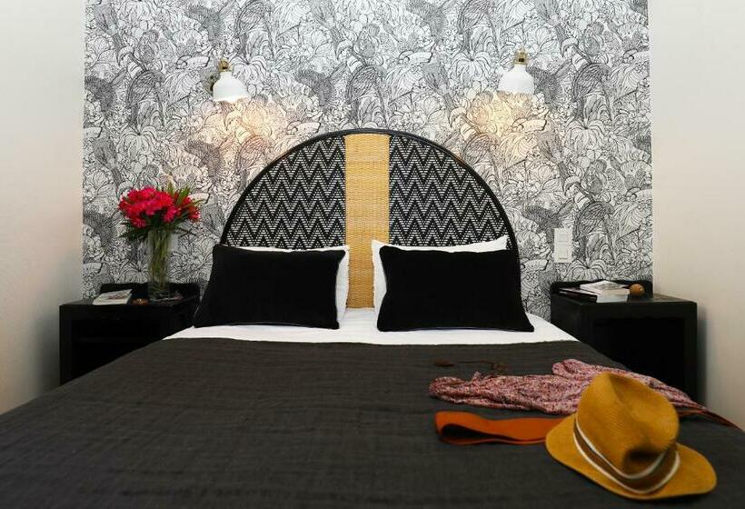 Номер Стандарт, Etche Ona