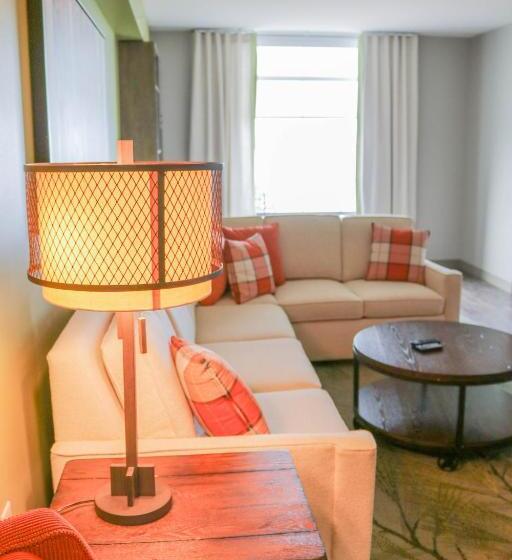 סוויטה מותאמת לאדם עם מוגבלויות, Indigo Traverse City, An Ihg