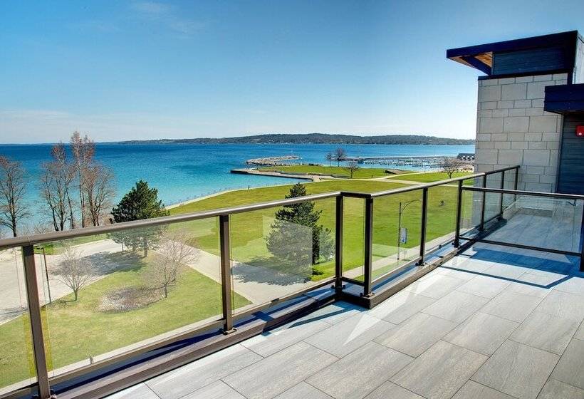 חדר סטנדרט שתי מיטות זוגיות, Indigo Traverse City, An Ihg