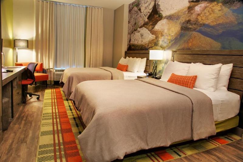 带大床的标准间, Indigo Traverse City, An Ihg