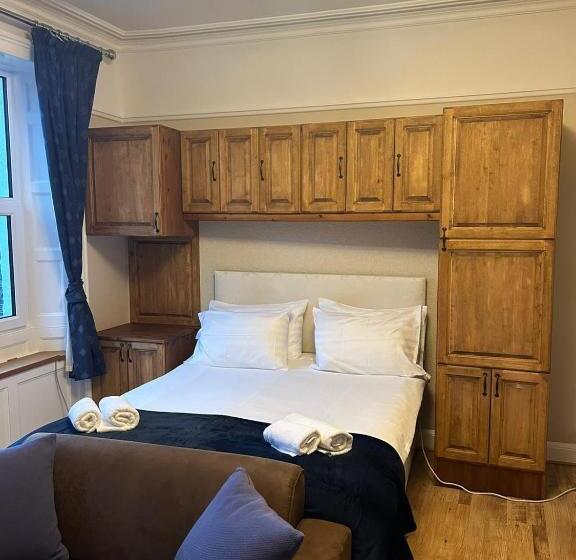 Номер Стандарт, The Board Inn
