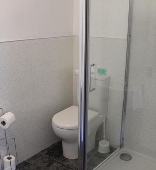 标准间, The Royal Oak