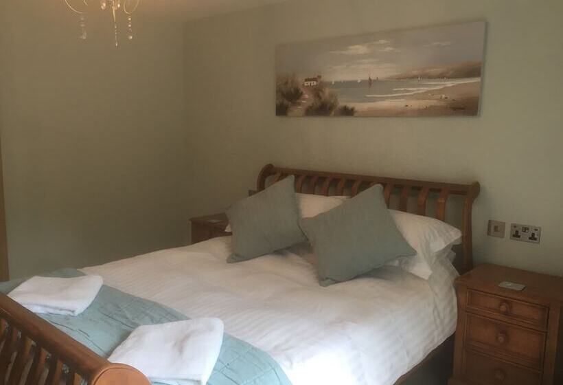 חדר סטנדרט, The Waterwheel