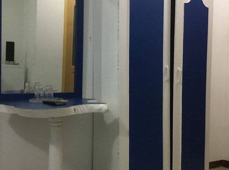 غرفة ديلوكس رباعية, Villa Romero De Boracay