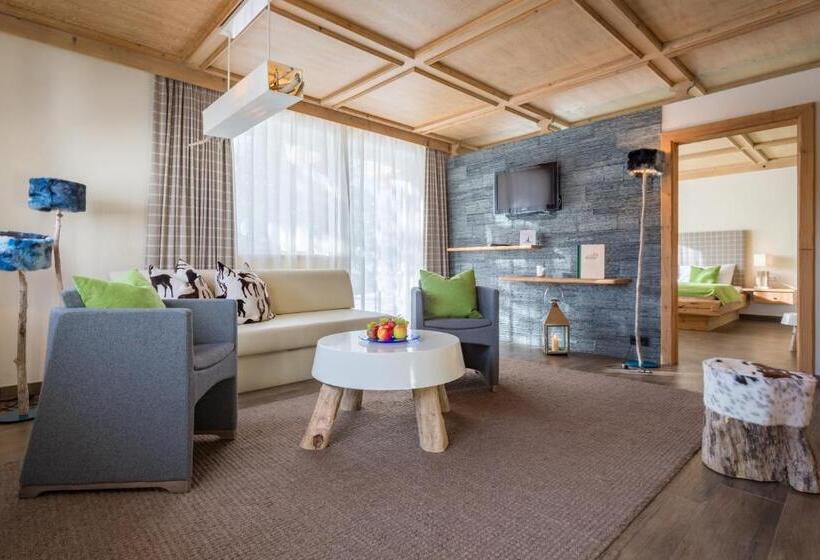 جناح كومفورت, Mountainclub Hotel Ronach