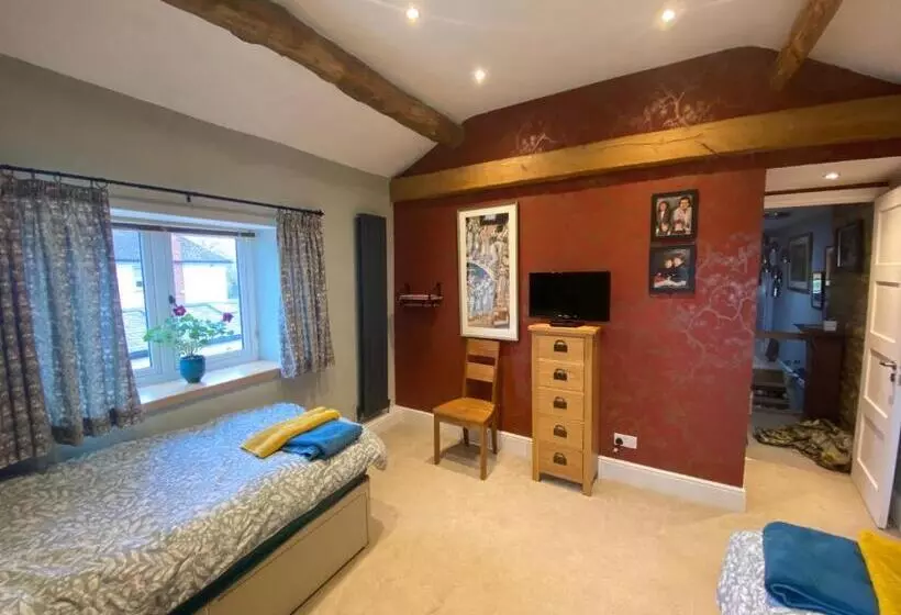 バス共有のスタンダードルーム, Silverstone Bed And Breakfast