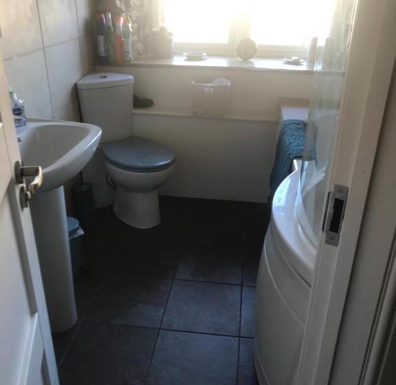 バスルーム共有のシングルスタンダード, Silverstone Bed And Breakfast