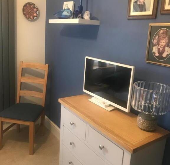 חדר סטנדרד יחיד חדר אמבטיה משותף, Silverstone Bed And Breakfast