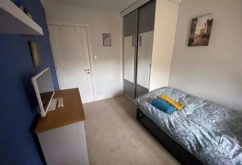 バスルーム共有のシングルスタンダード, Silverstone Bed And Breakfast