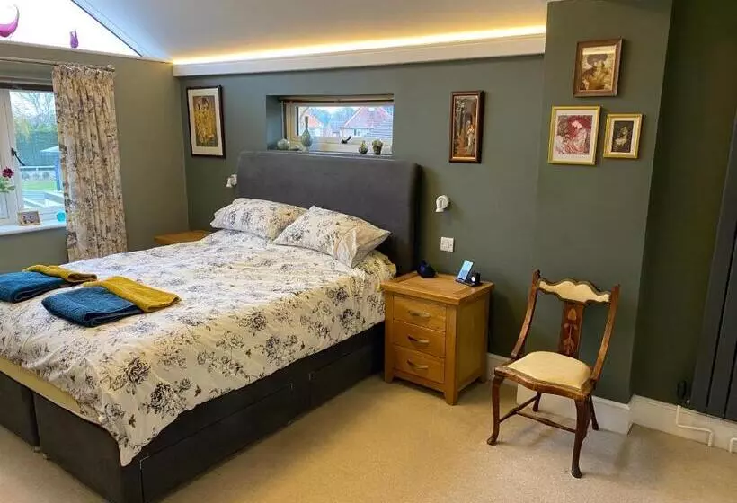 スタンダードルーム, Silverstone Bed And Breakfast