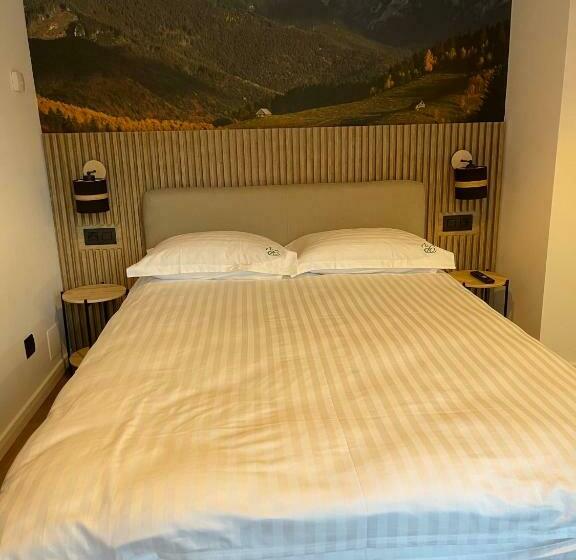 غرفة ديلوكس, Pensiunea Padurea Verde